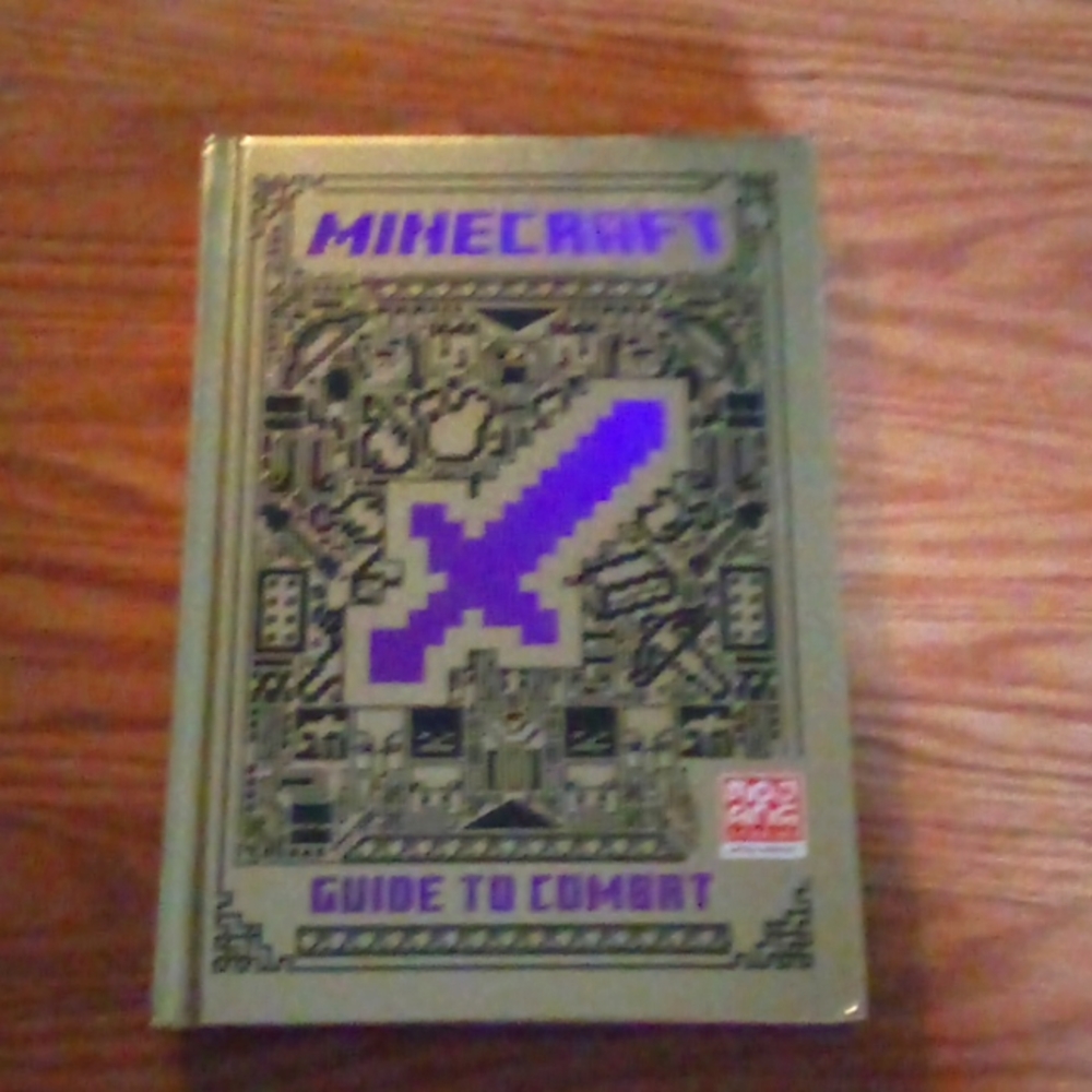 Minecraft Guide to combat book